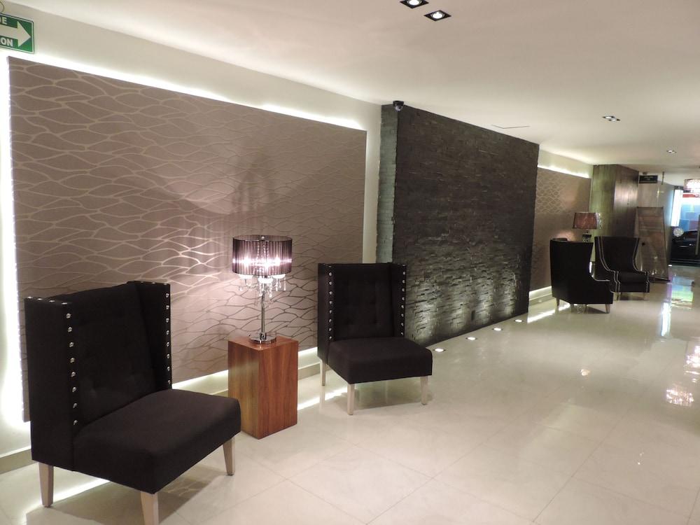 Hotel Senorial Platino レオン エクステリア 写真