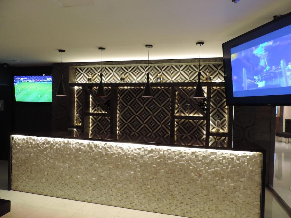 Hotel Senorial Platino レオン エクステリア 写真